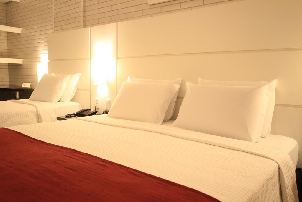 Hotel Confiance Prime Batel Куритиба Номер фото