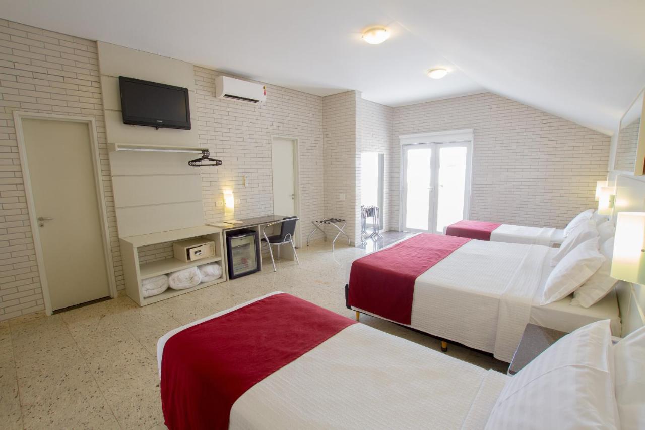 Hotel Confiance Prime Batel Куритиба Экстерьер фото