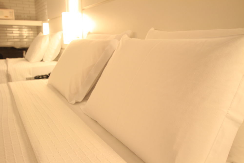 Hotel Confiance Prime Batel Куритиба Экстерьер фото